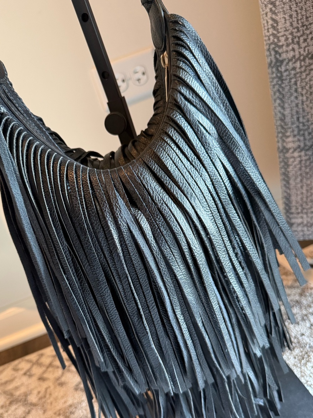 Crown Vintage Fringe Leather Shoulder Bag - Picture 3 of 5
